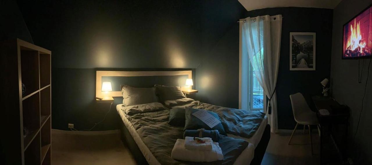 アルタ Heggelis Bed & Breakfast エクステリア 写真